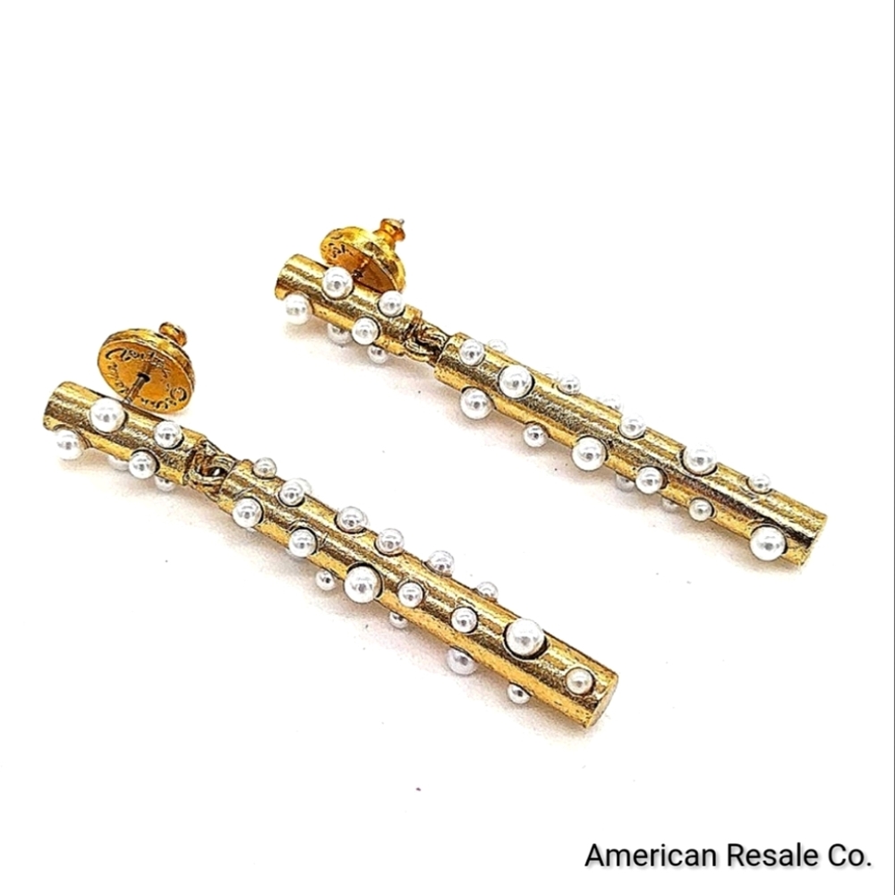 18K Gold plated Oscar De La Renta Glass Pearl Drop Dangle Bar Pillar Earrings